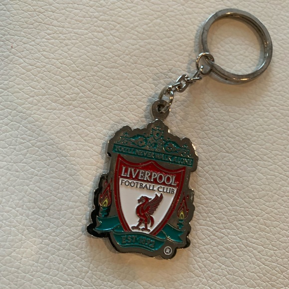 Liverpool LFC bundle - Picture 10 of 15